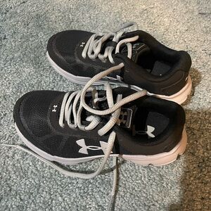 Under Armour boys sneakers
